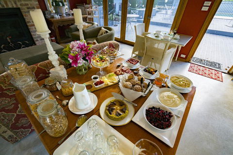 Thistle Hill Guesthouse - Walk To Many Wineries And Restaurants - Darwin Tourism 23