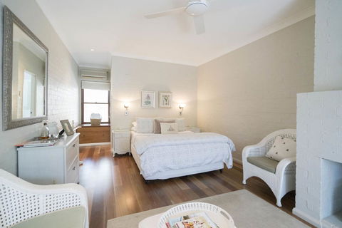 Thistle Hill Guesthouse - Walk To Many Wineries And Restaurants - Darwin Tourism 43