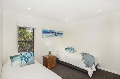 Beachfront 2 - Darwin Tourism 15