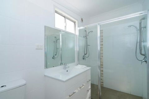 Huskisson Holiday Motel Cabins - Darwin Tourism 31