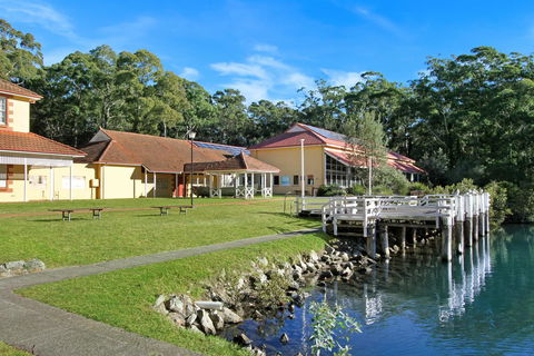 Huskisson Holiday Motel Cabins - Darwin Tourism 11