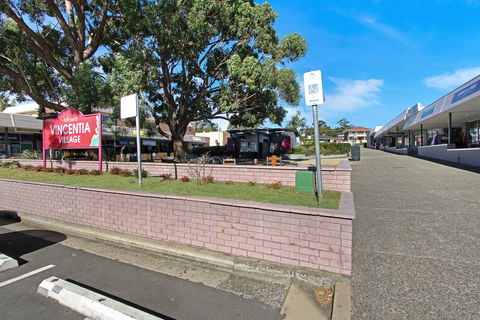 Huskisson Holiday Motel Cabins - Darwin Tourism 17