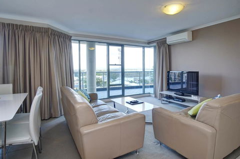 Sails Apartments - Darwin Tourism 0