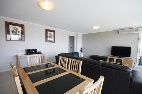 Sails Apartments - Darwin Tourism 21