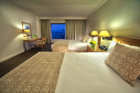 Stamford Plaza Sydney Airport Hotel & Conference Centre - Darwin Tourism 14