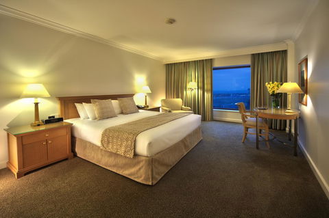 Stamford Plaza Sydney Airport Hotel & Conference Centre - Darwin Tourism 1