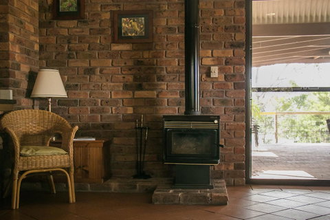 Ironstone Estate Lovedale - Darwin Tourism 8