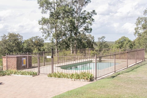 Ironstone Estate Lovedale - Darwin Tourism 3