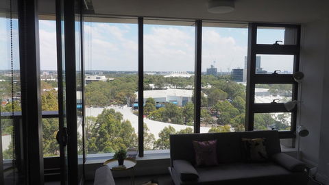 Skygarden Olympic Park View 2 Bedroom Apartment - Darwin Tourism 21