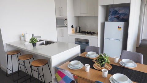 Skygarden Olympic Park View 2 Bedroom Apartment - Darwin Tourism 43