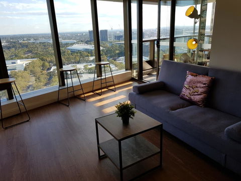 Skygarden Olympic Park View 2 Bedroom Apartment - Darwin Tourism 1