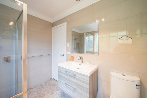 Armidale Cottage - House 2 - Darwin Tourism 29