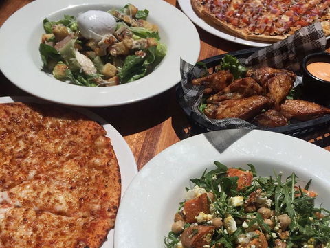 Commercial Hotel Motel Lithgow - Darwin Tourism 9