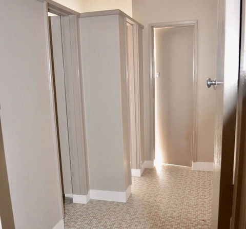 Commercial Hotel Motel Lithgow - Darwin Tourism 21