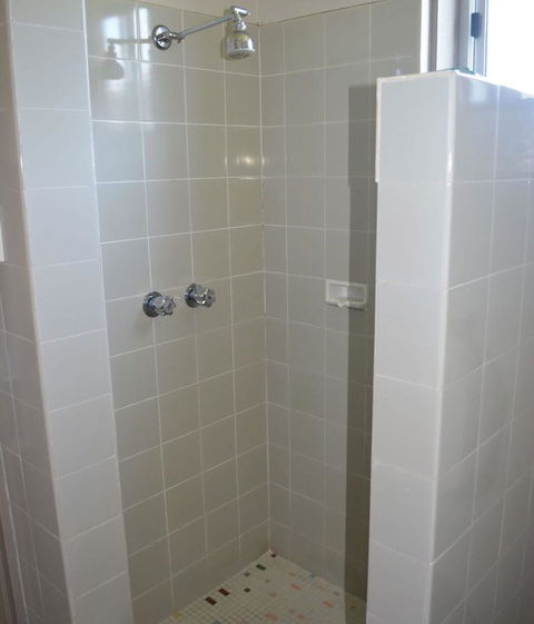 Commercial Hotel Motel Lithgow - Darwin Tourism 23