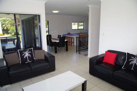 Breakaway, 11 Scott Street - Darwin Tourism 0