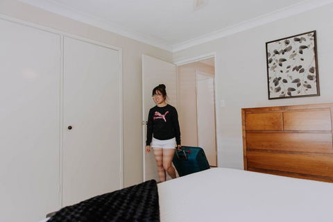 Central Wagga Self Catering Apartment - Darwin Tourism 4