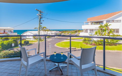 The Cove Yamba - Darwin Tourism 0