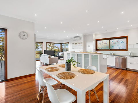 The Beach House Terrigal - Darwin Tourism 4