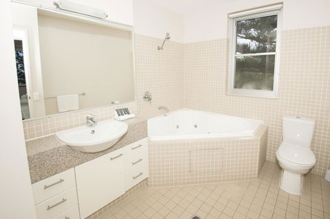 Grandview Apartments - Darwin Tourism 37