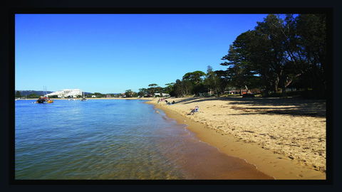 BASE Holidays - Ettalong Beach Premium Apartments - Darwin Tourism 1
