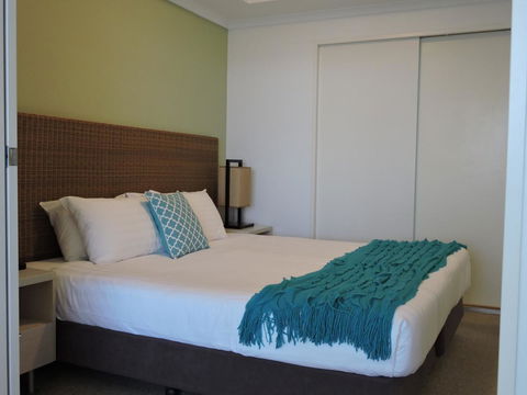 BASE Holidays - Ettalong Beach Premium Apartments - Darwin Tourism 15