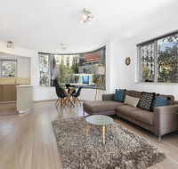 Lower Bridge and Sails - Executive 2BR Darlinghurst Apartment with Balcony and Rooftop Views - Darwin Tourism