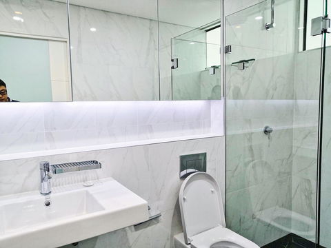 Cozy 5 Bed House In Sydney - Darwin Tourism 2