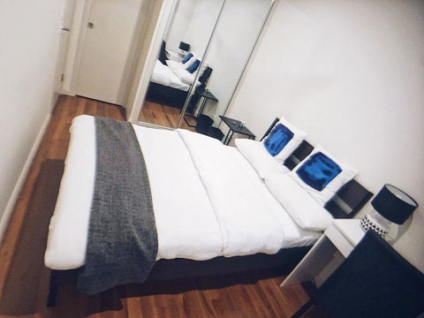 Cozy 5 Bed House In Sydney - Darwin Tourism 27