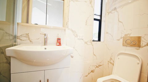 Cozy 5 Bed House In Sydney - Darwin Tourism 20