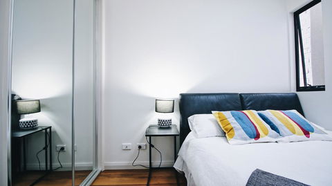 Cozy 5 Bed House In Sydney - Darwin Tourism 11