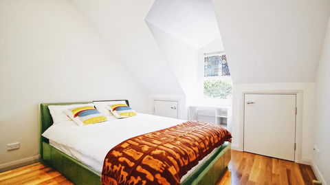 Cozy 5 Bed House In Sydney - Darwin Tourism 19