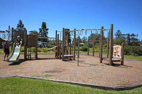 Glory @ Culburra - Absolute Beachfront - Pet & Family Friendly - Darwin Tourism 23