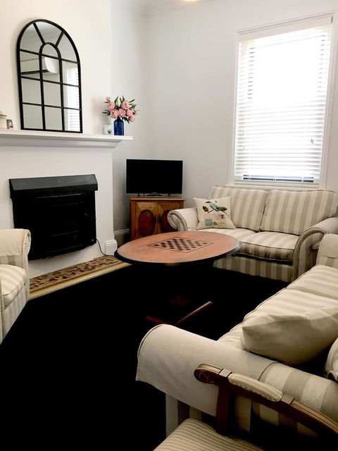 99 Hill Street Apartments - Darwin Tourism 4