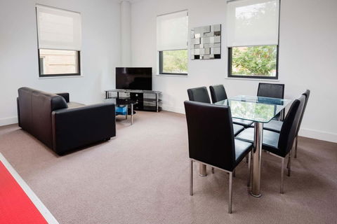The Star Apartments - Darwin Tourism 5