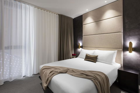 SKYE Suites Sydney - Darwin Tourism 23
