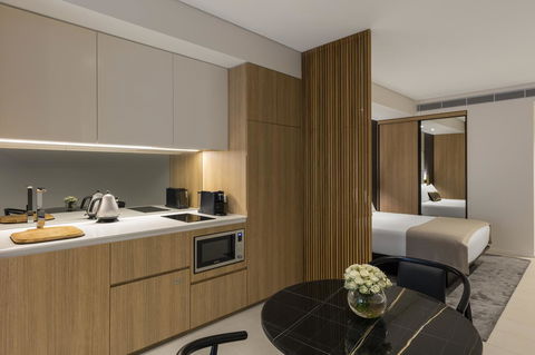 SKYE Suites Sydney - Darwin Tourism 24
