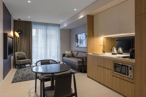SKYE Suites Sydney - Darwin Tourism 25