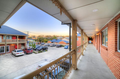 Best Western Plus Bolton On The Park - Darwin Tourism 23
