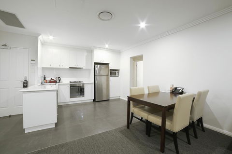 Best Western Plus Bolton On The Park - Darwin Tourism 22