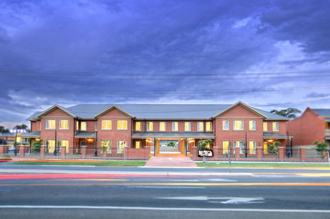 Best Western Plus Bolton On The Park - Darwin Tourism 28