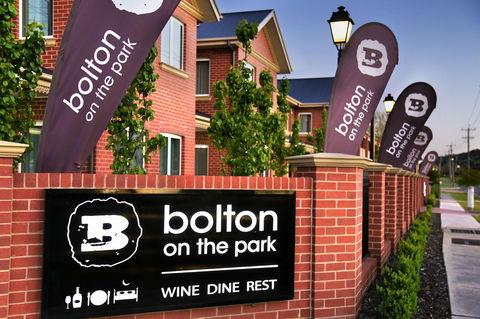Best Western Plus Bolton On The Park - Darwin Tourism 2