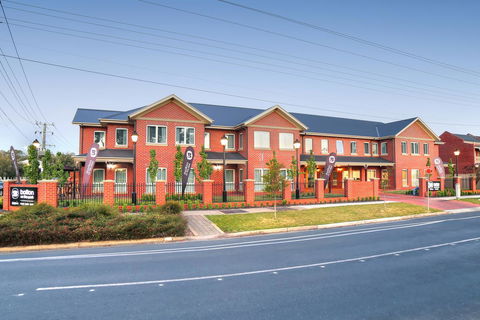 Best Western Plus Bolton On The Park - Darwin Tourism 0