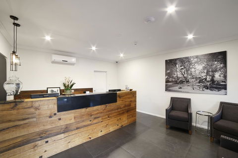 Best Western Plus Bolton On The Park - Darwin Tourism 4