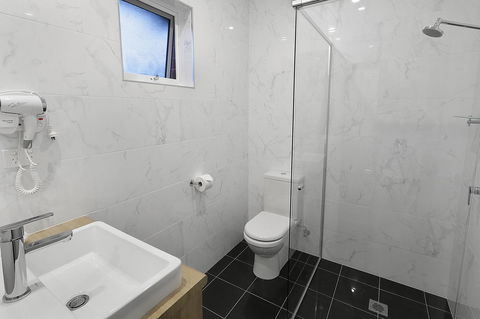 Best Western Plus Bolton On The Park - Darwin Tourism 26