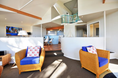 Seaglass - Stunning Views Of Jervis Bay - Darwin Tourism 1