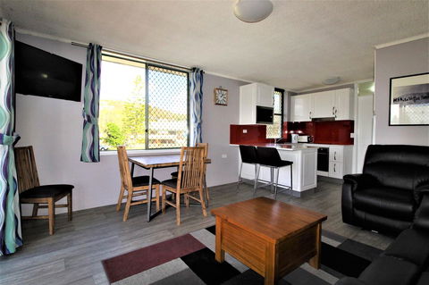 Beachfront 3, 25 Willow Street - Darwin Tourism 1
