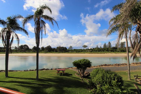 Beachfront 3, 25 Willow Street - Darwin Tourism 7