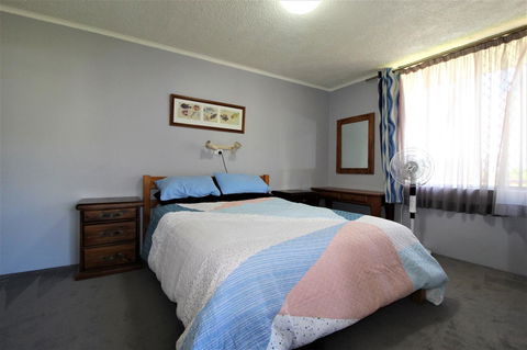 Beachfront 3, 25 Willow Street - Darwin Tourism 9
