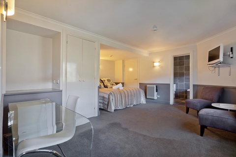 Pure Chalet Thredbo - Darwin Tourism 11